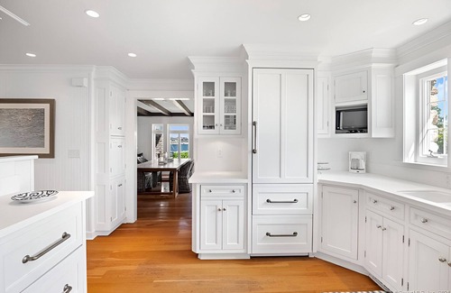 Mystic - New London House | Oceanfront home with private dock & large yardnn