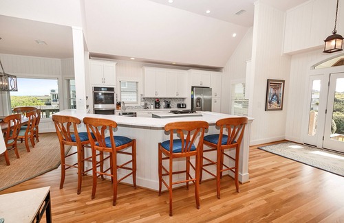 Southern Shores House | OCEANFRONT, Ocean Views, Private Pool, Hot Tub, SS10, The Russell Cottage