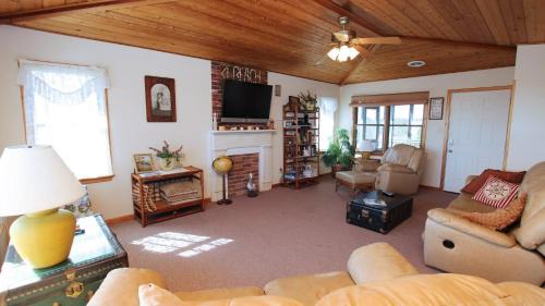 Southern Shores House | OCEANFRONT, Ocean Views, Beach Walkway, Screened Porch, SS236, Poncho's Villa