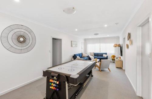 Portarlington House | Oceanfront Odyssey