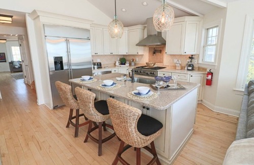 Surf City House | OCEANFRONT OPEN FOR FALL AND HOLIDAY SEASON 5 BEDROOM NEWLY REMODELED