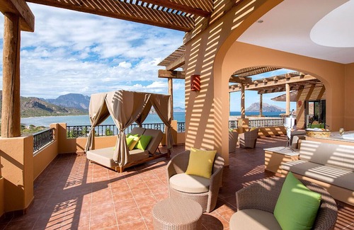 Loreto Apartment | Oceanfront Paradise with Private Terrace in Loreto