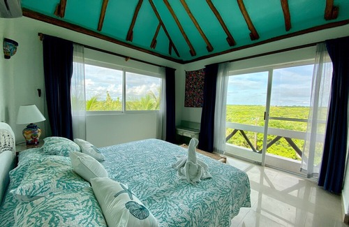 Akumal Condo | Oceanfront Penthouse -4300 Sq Ft,2 Level -Mi Casa Del Mar