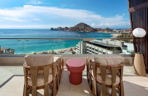 El Medano Ejidal Apartment | Oceanfront Resort & Spa in the heart of Cabo on swimmable Medano Beach!