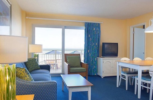 Daytona Beach Shores Resort | Oceanfront Resort on the Atlantic Ocean
