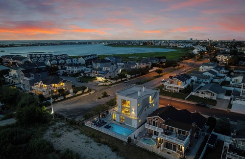 Southend House | Oceanfront Retreat/Stunning Views, Pool & Luxury