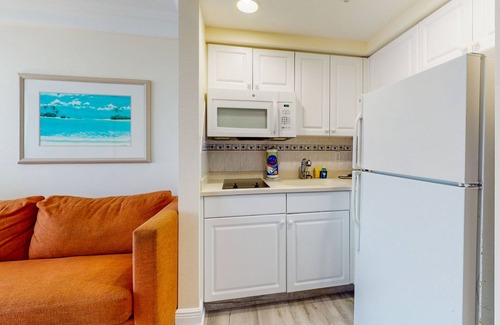 Ortona Park Hotel | Oceanfront suite with amazing views, gym & high-speed internet