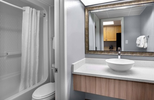Myrtle Beach Resort | Oceanfront Suite w/Fantastic View + Official On-Site Rental Privileges