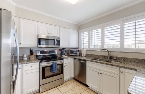 Amelia City House | Oceanfront townhome with lovely ocean view, pool, fast WiFi & W/D