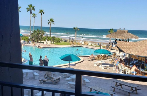 Bridgeport Heights Apartment | OCEANFRONT PROPERTY!