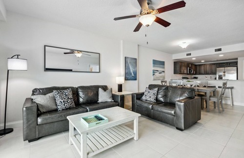 Ocean View Halifax Estates Condo | Oceanfront Escape- 3/2 with stunning 5th floor ocean views. Beachfront w/pool