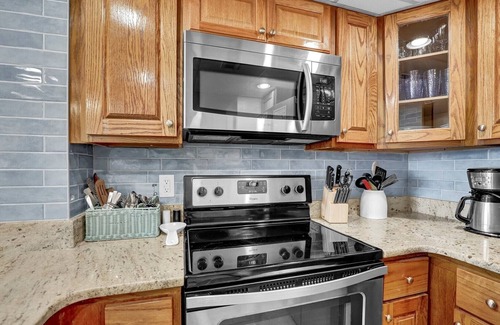Sneads Ferry House | Oceanfront Condo with beach access