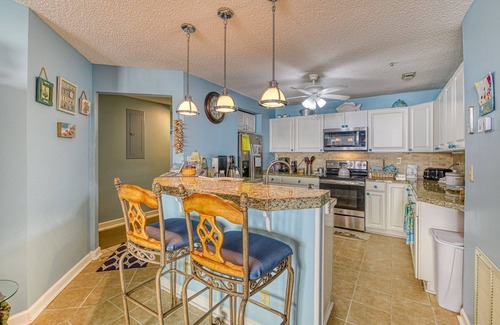 North Topsail Beach Condo | Oceanfront Resort with Pools - Villa Capriani 118 B