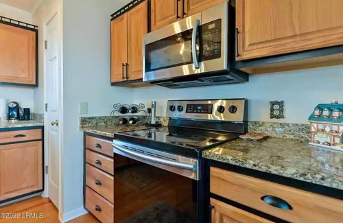 Beachwalk Resort | Oceanfront Paradise!