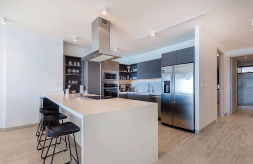 Puerto Penasco Condo | Oceanfront Vibes Iconic Beachside Getaway