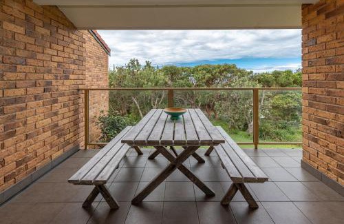 Boomerang Beach Apartment | Oceanside 20 Sapphire