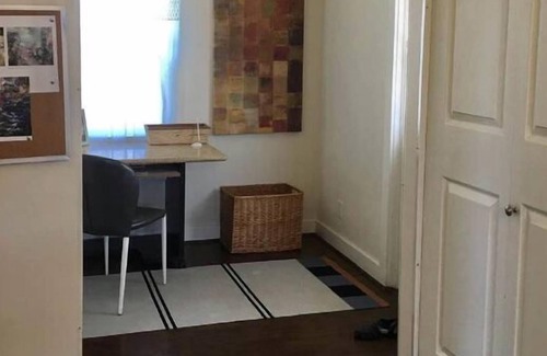 Townsite Cottage | Oceanside Beach Comfortable Cottage