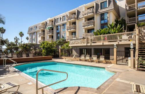 Townsite House | Oceanside Beach Condos