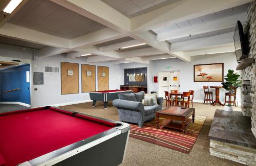 Townsite House | Oceanside Beach Condos