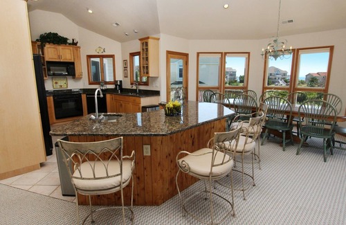 Ocean Hill House | Oceanside, Close to Beach, Priv Pool, Rec Rm, OH57, Sea-Crets