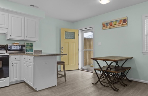 Atlantic Beach Condo | Oceanside/Pet Friendly Condo-Boardwalk Shores B