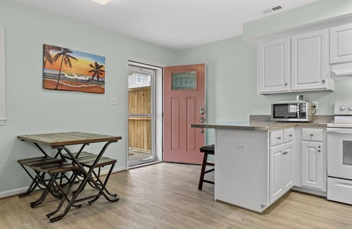 Atlantic Beach Condo | Oceanside/Pet Friendly Condo-Boardwalk Shores D