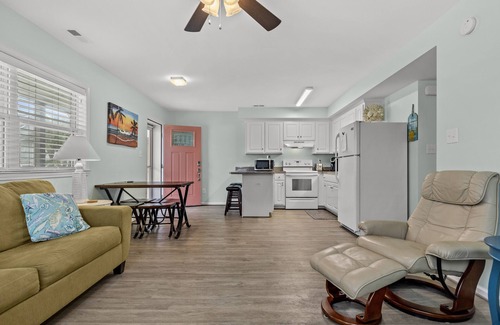 Atlantic Beach Condo | Oceanside/Pet Friendly Condo-Boardwalk Shores D