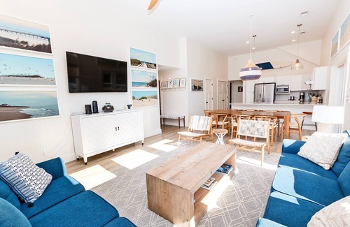 Duck House | Oceanside- Private Pool, Dogs Welcome-OD2, Sea Dog Escape