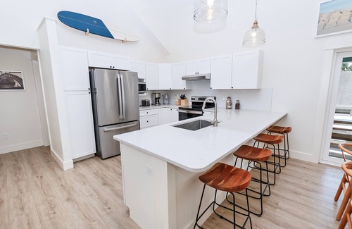 Duck House | Oceanside- Private Pool, Dogs Welcome-OD2, Sea Dog Escape