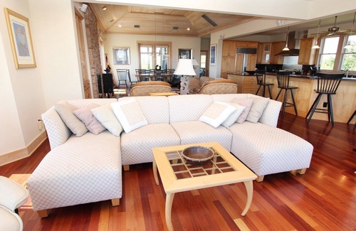 Duck House | Oceanside, Screened Porch, 100 ft to Beach Access, SA180, Siren Song
