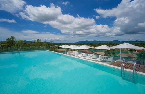 Bang Tao Apartment | Oceanstone by RESAVA