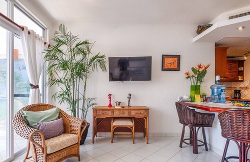 Akumal Condo | Oceanview Condo with Balconies, Pool & Daily Service
