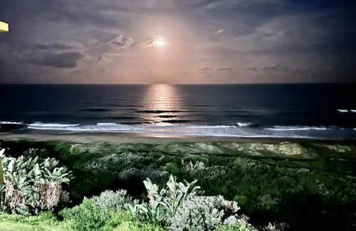 Winklespruit House | Oceanview Escape