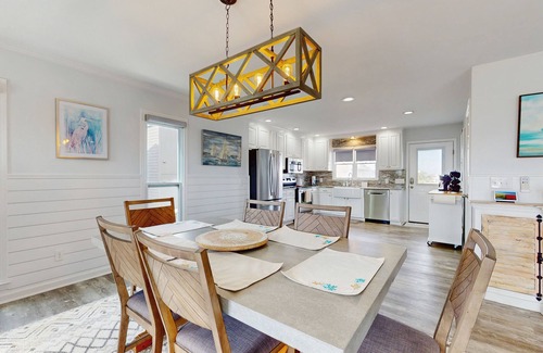 Holden Beach House | Oceanview home with hot tub, boat dock and direct canal access