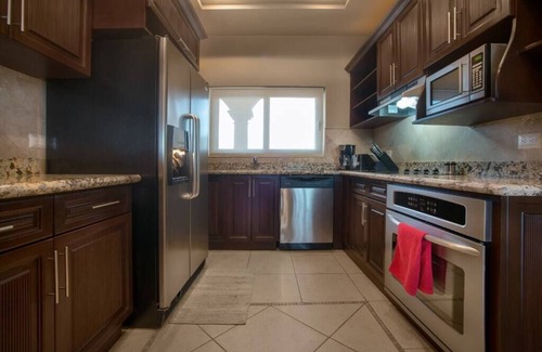 Tamarindo Apartment | ♆Oceanview in the 🎔 of town♆ Huge Pool Beach acss