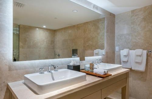 South Beach Apartment | Oceanview Private Condo at 1 Hotel & Homes -1144