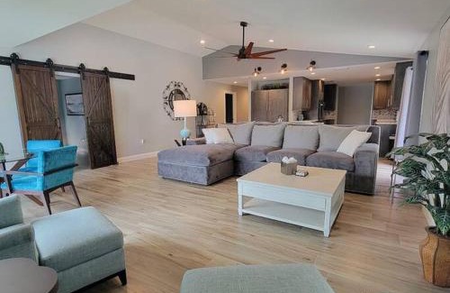 Bonita Shores House | Octopus Perfect Location On Pond 3 Mile To Gulf Beach