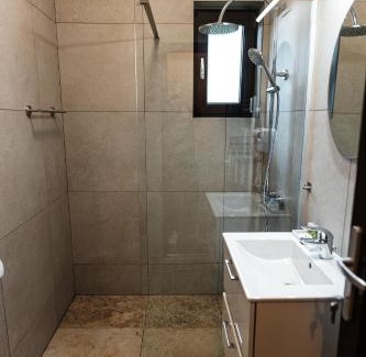 Sugag House | Odaia Vanatorului Transalpina