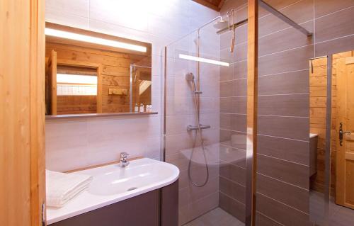 Mont-de-Lans Ski Chalet | Odalys Chalet Le Panorama
