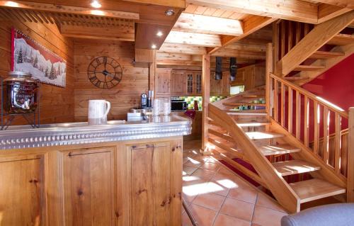 Mont-de-Lans Ski Chalet | Odalys Chalet Le Panorama
