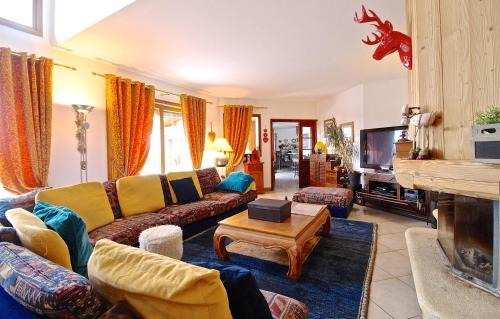 Les Deux Alpes Ski Chalet | Odalys Chalet Mountain lodge