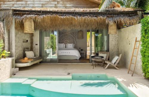 Bophut House | ODYSSEY - Luxury Beachfront Boutique Hotel -