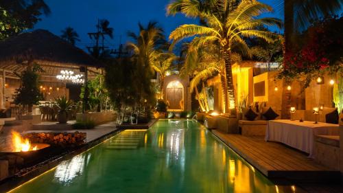 Bophut House | ODYSSEY - Luxury Beachfront Boutique Hotel -