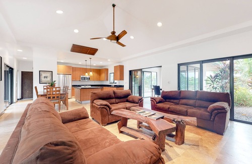 Sanctuary Belize House | Off-grid oasis with private pool, patio, grill & partial AC