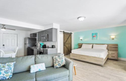 Saint James City Hotel | Off the Charts Inn