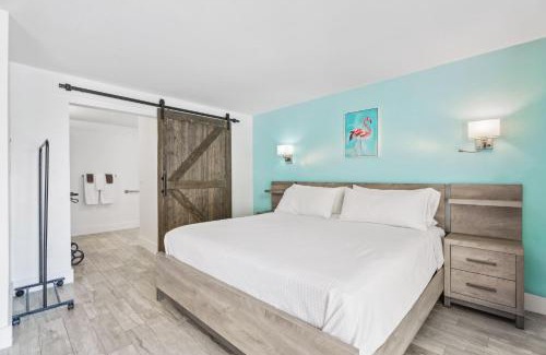 Saint James City Hotel | Off the Charts Inn