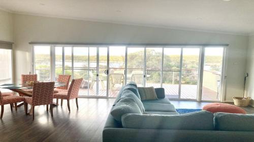 Lake Wangary House | Off The Net - New Listing - Esplanade Property With Views Of The Channel