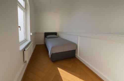 Offenbach am Main Apartment | Offenbach 200m2 12 Personen O1