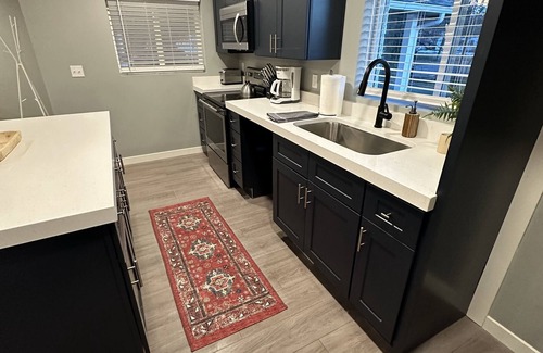 Ogden House | Ogden Oasis: 4b, 2 ba - 5 mins to WSU