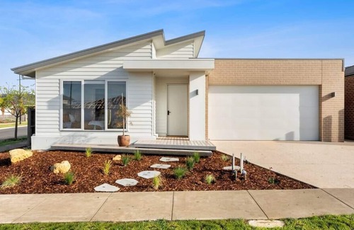 Grovedale House | OH SO Coast-10 Mins to Torquay, Barwon Heads, Golf